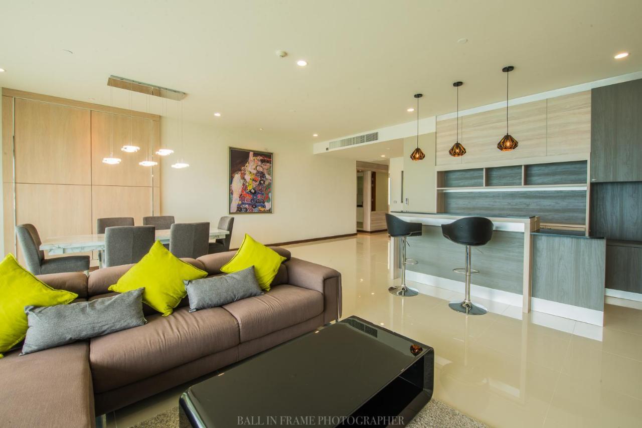 Movenpick Residences Pattaya With Ocean View Na Chom Thian Exterior photo
