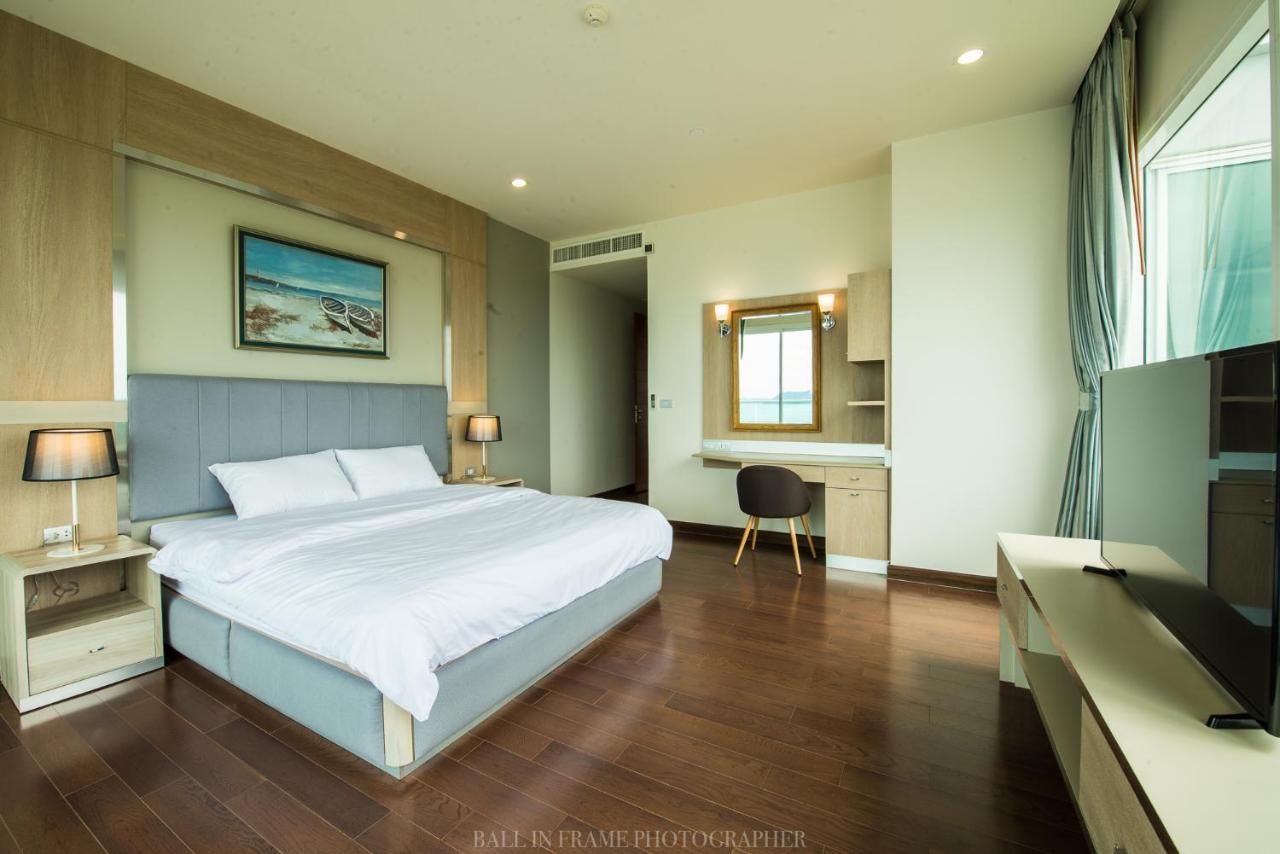 Movenpick Residences Pattaya With Ocean View Na Chom Thian Exterior photo