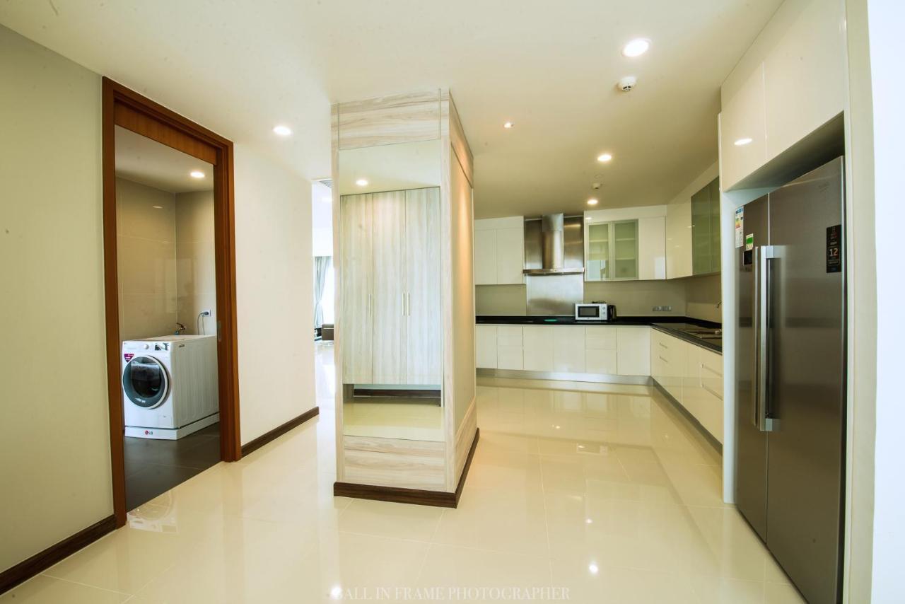 Movenpick Residences Pattaya With Ocean View Na Chom Thian Exterior photo