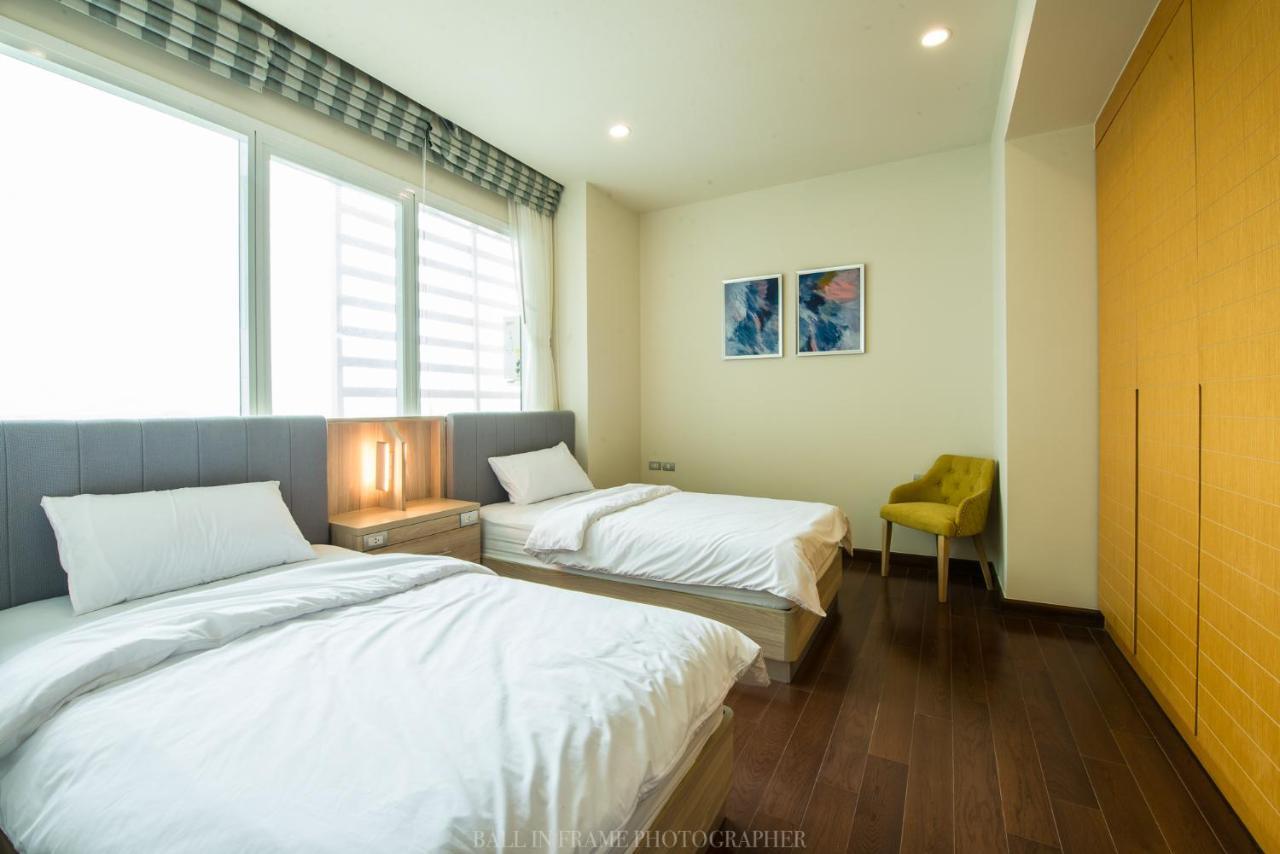 Movenpick Residences Pattaya With Ocean View Na Chom Thian Exterior photo