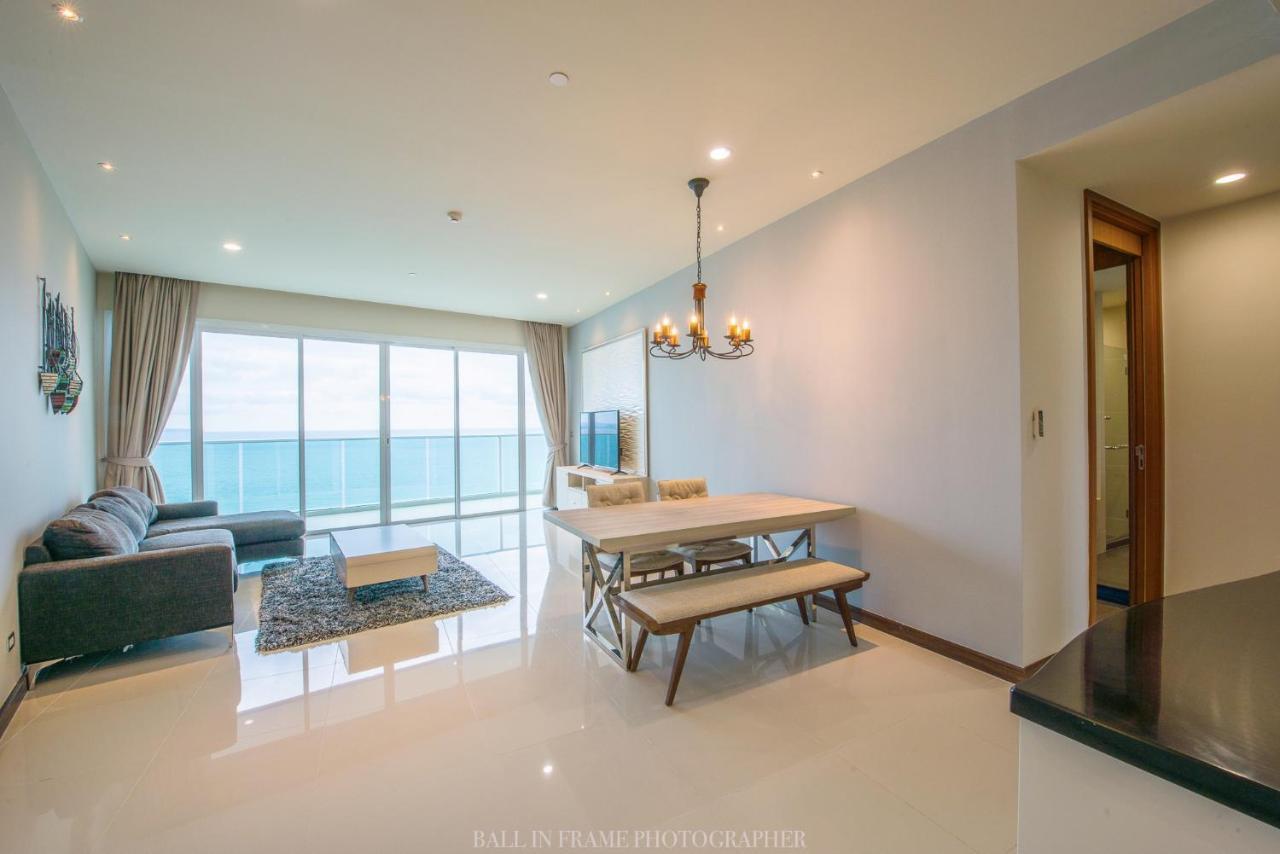 Movenpick Residences Pattaya With Ocean View Na Chom Thian Exterior photo