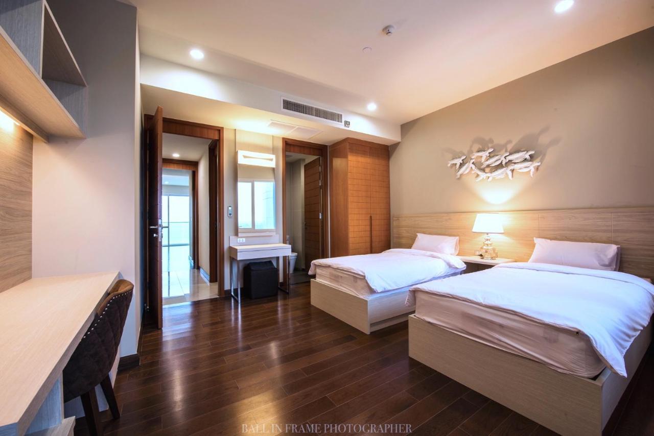 Movenpick Residences Pattaya With Ocean View Na Chom Thian Exterior photo
